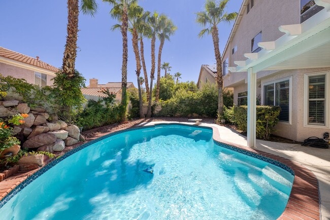 1624 Desert Fort St