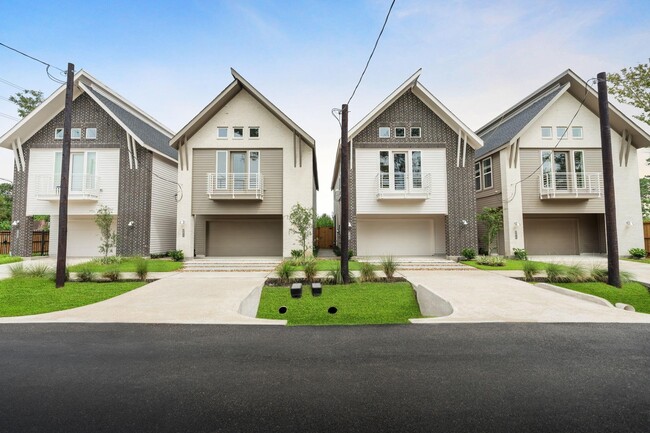 1042 Homer St in Houston, TX - Building Photo - Building Photo