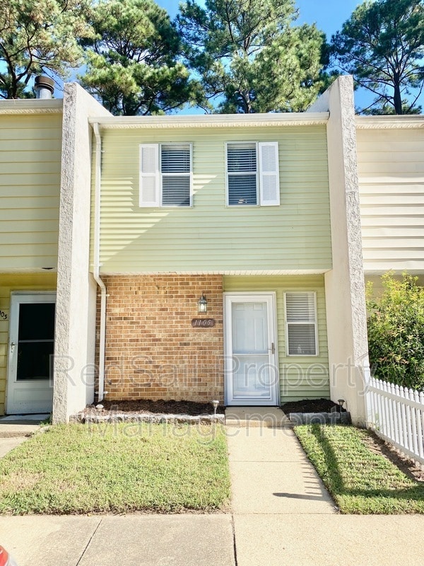 property at 1105 Old Denbigh Blvd