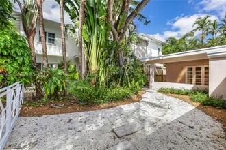 4161 Ventura Ave in Miami, FL - Building Photo - Building Photo