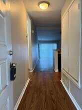 5721 Lochmoor in San Antonio, TX - Building Photo - Building Photo
