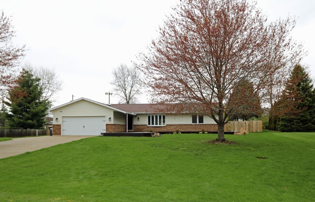 property at 555 Royal Crest Dr