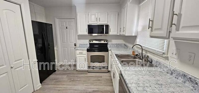 438 Blue Rock Dr in Charlotte, NC - Building Photo - Building Photo