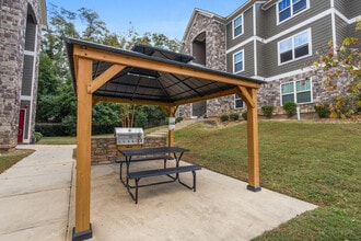 Legends at Armour Avenue in Columbus, GA - Building Photo - Building Photo