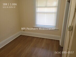 3233 N 20th St in Milwaukee, WI - Building Photo - Building Photo