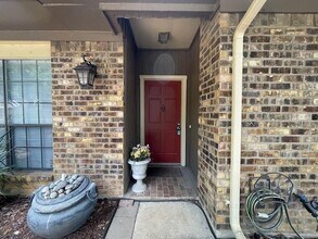 2028 Heather Brook Dr in Grapevine, TX - Building Photo - Building Photo