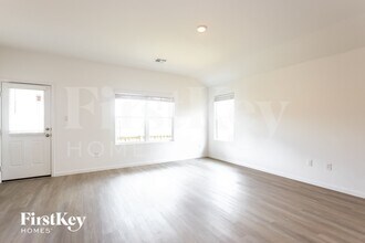 6736 Arid Wy in San Antonio, TX - Building Photo - Building Photo