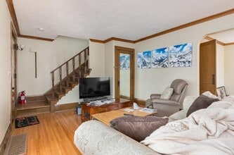2000 Como Ave SE in Minneapolis, MN - Building Photo - Building Photo
