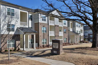 Parkside at Butler in Greenville, SC - Building Photo - Building Photo