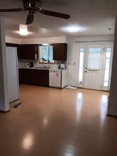 2709 N Ash St in La Grande, OR - Building Photo - Building Photo