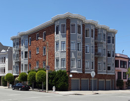 2500 Chestnut St in San Francisco, CA - Building Photo