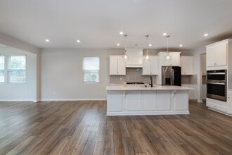 3304 Cheyney Park Dr in Charlotte, NC - Building Photo - Building Photo