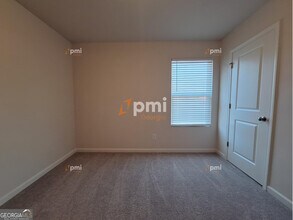 127 Maple Dr in Milner, GA - Building Photo - Building Photo