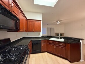 5953 Snow Leopard Cir in Elk Grove, CA - Building Photo - Building Photo