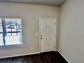 6206 SW Warrington Rd in Bentonville, AR - Building Photo - Building Photo