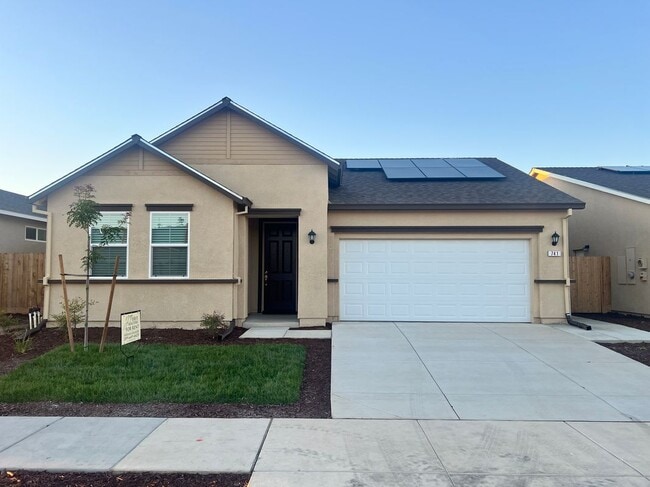 property at 741 Skyler Ct