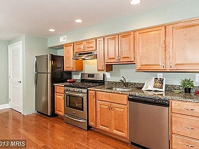 2644 N Charles St in Baltimore, MD - Building Photo - Building Photo