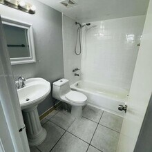 8004 SW 149th Ave in Miami, FL - Building Photo - Building Photo