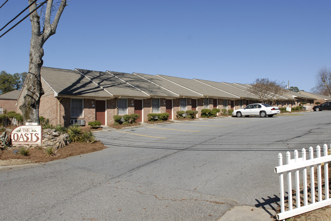 The Oasis Apartments in Cartersville, GA - Building Photo