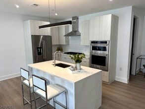 423 South Ave W in Westfield, NJ - Building Photo - Building Photo