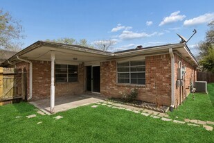 3215 Palm Desert Ln in Missouri City, TX - Building Photo