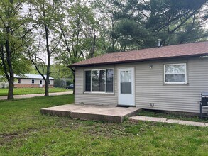 2608 Dale Dr, Unit B in Champaign, IL - Building Photo - Building Photo
