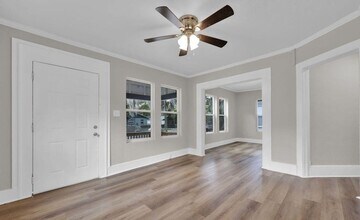 2565 Orion St in Jacksonville, FL - Building Photo - Building Photo