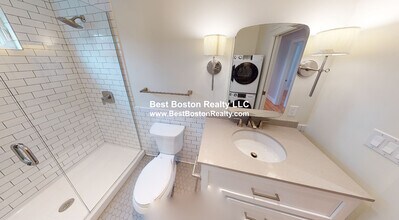 70 Spring St, Unit 2 in Cambridge, MA - Building Photo - Building Photo