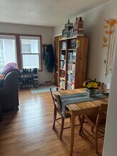 1208 Erin St, Unit B in Madison, WI - Building Photo - Building Photo