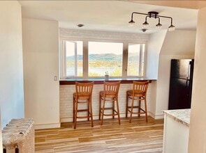 222 Montgomery St, Unit 5 in Newburgh, NY - Building Photo - Building Photo