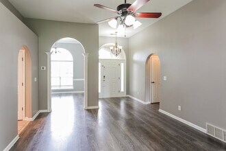 1147 Deer Creek Dr in Hernando, MS - Foto de edificio - Building Photo