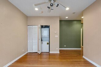 8154 S Drexel Ave in Chicago, IL - Building Photo - Building Photo