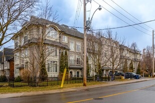 278 Spadina Rd in Toronto, ON - Building Photo
