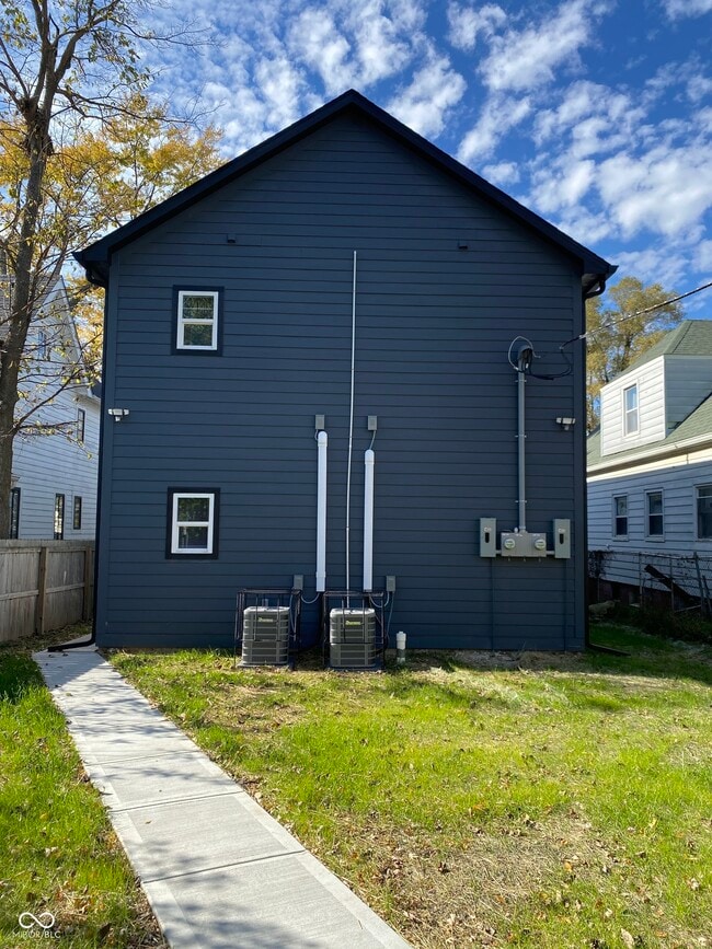 931 N Beville Ave in Indianapolis, IN - Building Photo - Building Photo