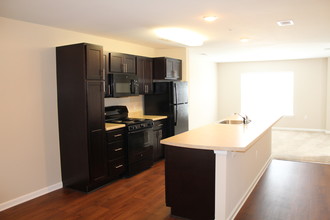 The Arbors at Towne Park in Williamsburg, VA - Building Photo - Building Photo
