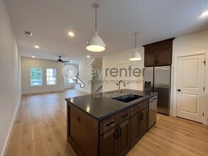 1064 Amelia Ct in East Ridge, TN - Building Photo - Building Photo