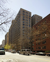 697 W West End Ave in New York, NY - Building Photo