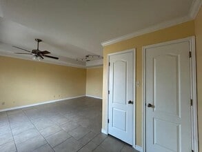 9805 Sterling Loop in Laredo, TX - Building Photo - Building Photo
