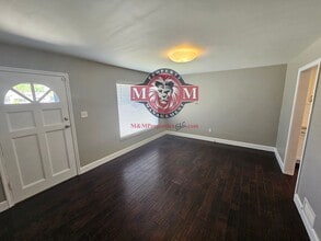 172 E Mountain View Dr in Murray, UT - Building Photo - Building Photo