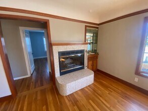 770 Pine Ave in Pacific Grove, CA - Building Photo - Building Photo