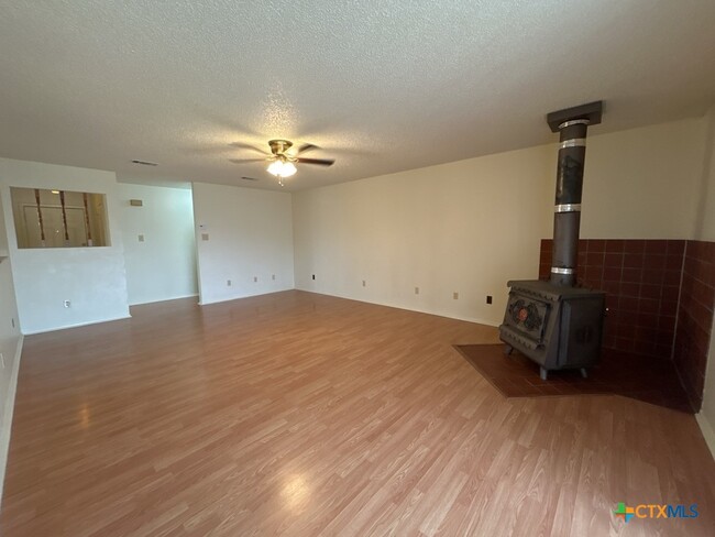 3422 Chisholm Trail in Killeen, TX - Building Photo - Building Photo