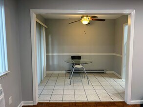 164 Kennedy Dr in Bridgeport, CT - Building Photo - Building Photo