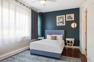 925 Common St, Unit ID1266905P in New Orleans, LA - Foto de edificio - Building Photo