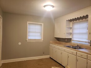 4525 Cameron Rd in Hope Mills, NC - Building Photo - Building Photo