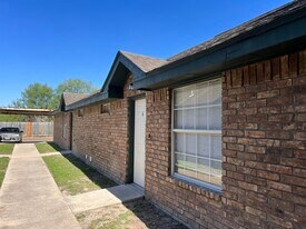2617 Fort Brown Ave in Edinburg, TX - Building Photo