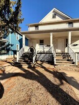 360-366 S Washington Ave in Kankakee, IL - Building Photo