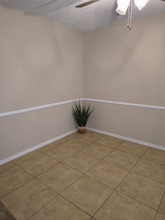 400 E Live Oak St, Unit 21 in San Gabriel, CA - Foto de edificio - Building Photo