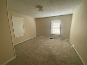 302 Oak St in Hogansville, GA - Building Photo - Building Photo