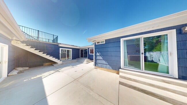 6145 Mary Ln Dr in San Diego, CA - Building Photo - Building Photo