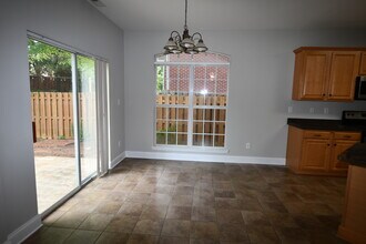 486 Sussex Dr SW in Huntsville, AL - Building Photo - Building Photo